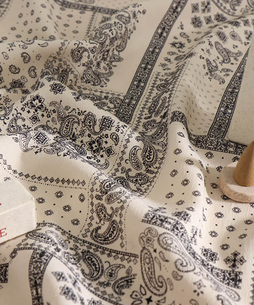 71-052 울피치 크레이프 빈티지 페이즐리 패치_연베이지 71-052 울피치 크레이프 빈티지 페이즐리 패치_연베이지