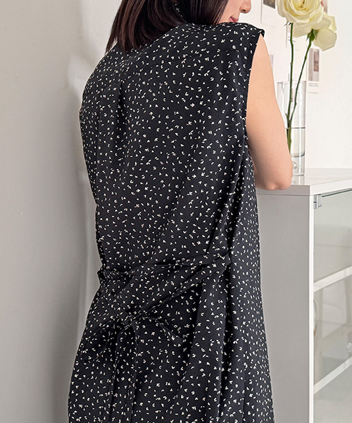 72-769 소프트 터치 RN 레이온 나일론 플라워 원단 하트리프_블랙